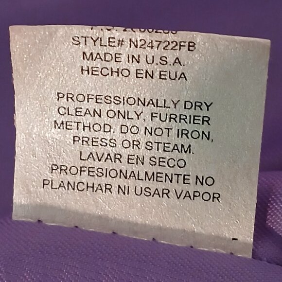 LADIES BEAUTIFUL HOODED FUR COAT - Picture 5 of 6